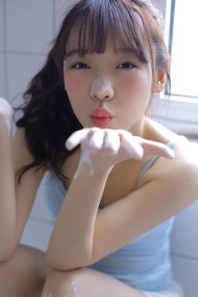 美女玩扑克视频大全